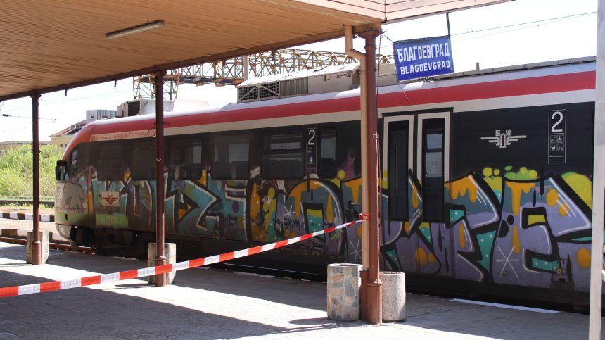 15-годишен рецидивист тормози с нож хора в Благоевград