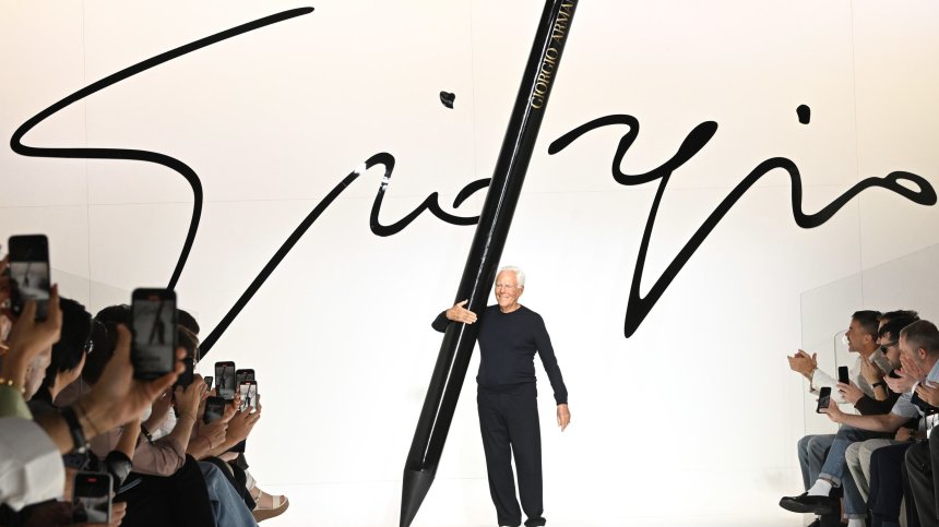 Проверяват "Армани груп" за трудова експлоатация