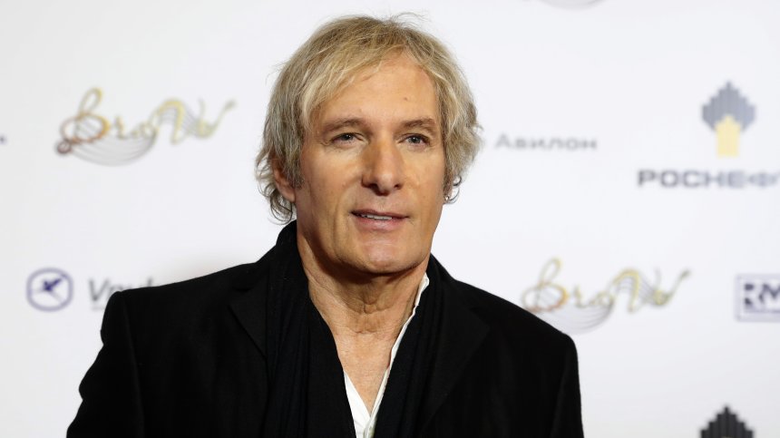 Майкъл Болтън отмени концертите си, възстановява се след мозъчна операция