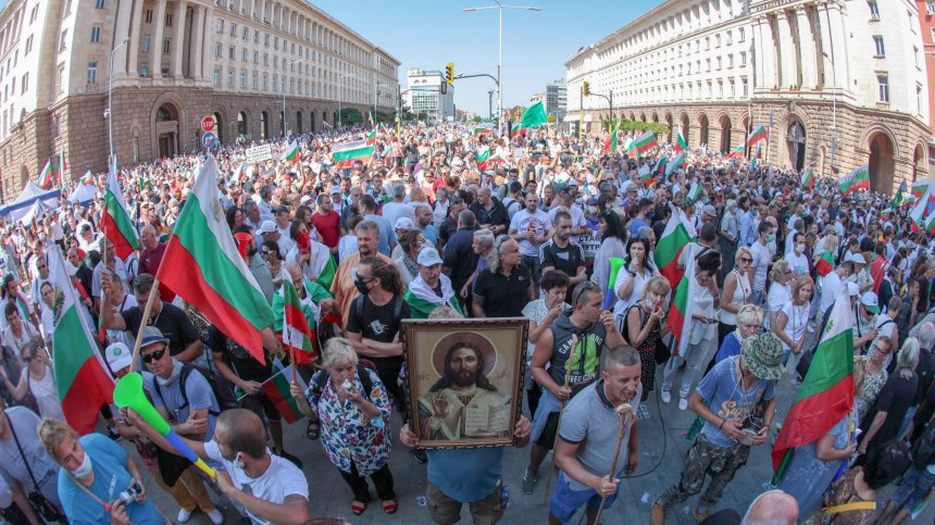 "Второ Велико Народно въстание" на 10 септември