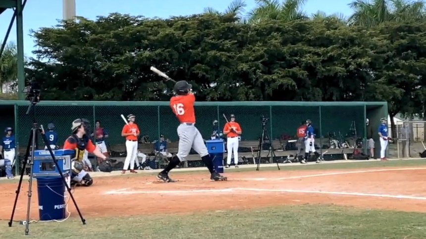 Историческо: Тийнейджър стана първият български бейзболист в САЩ (+СНИМКА)