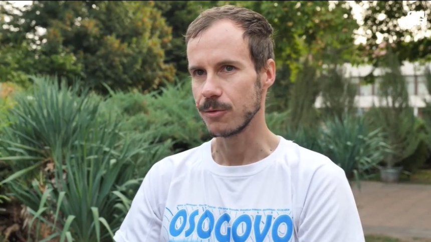 Домашно куче нахапа шампиона по маратон Ивайло Атанасов (+ВИДЕО)