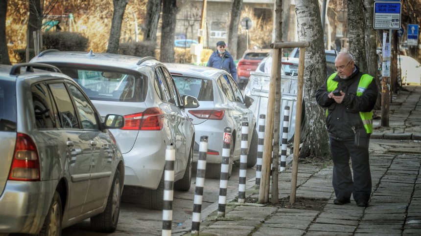 50 000 стари коли ще обхване забраната в центъра на София - за кого са изключенията?