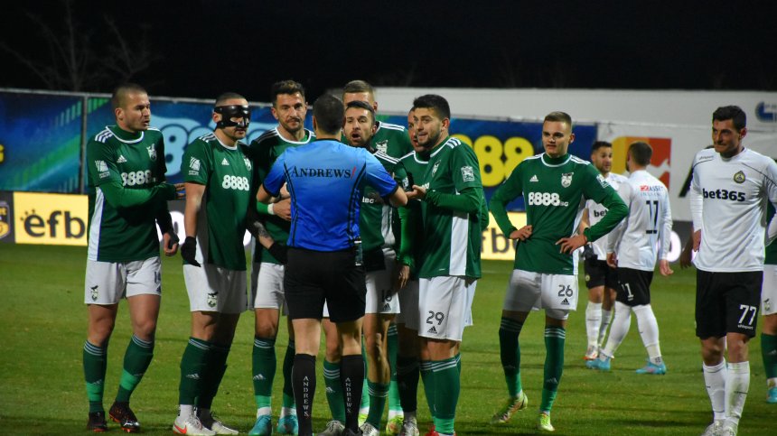 10 от "Пирин" взеха важна точка от "Славия" в битката за спасение