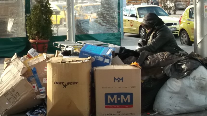 Все по-млади хора търсят подслон в приюта за бездомни хора във Варна