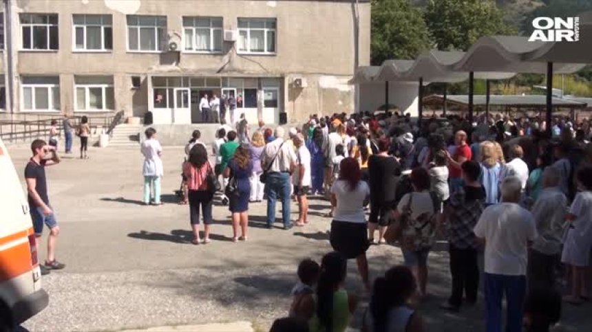 Карловци настояват АГ отделението на болницата в града да остане