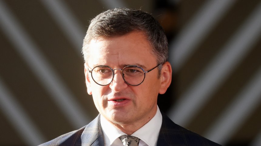 Външният министър на Украйна Дмитро Кулеба подаде оставка
