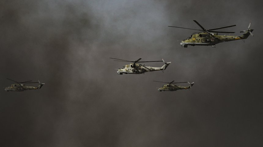Украинската армия унищожава руските сили със съветски хеликоптери