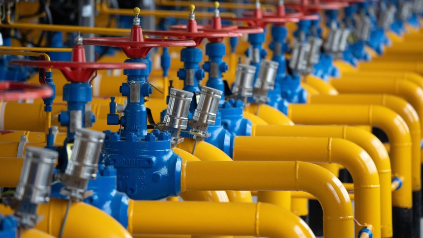 Фалшива тревога? Европа се пренасити с газ, но танкерите продължават да прииждат