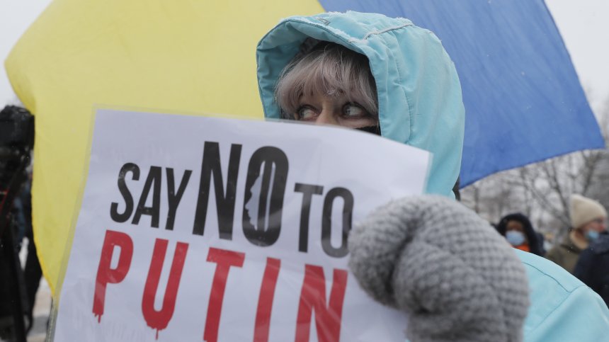 Протестиращи към Зеленски: Ние не искаме война с руския народ