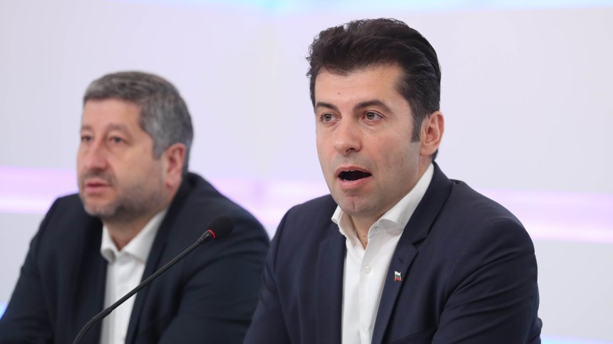 ПП-ДБ категорично против "нова бюрократична мярка на МФ за над 200 000 фирми"