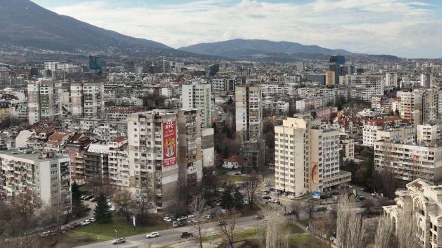 86% от българите живеят в собствени жилища, показват данни на Евростат