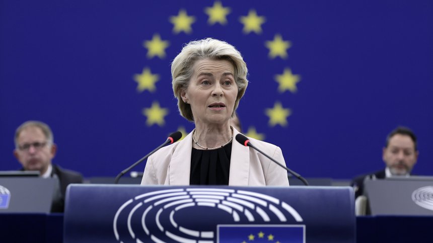 Фон дер Лайен акцентира върху ресора на Екатерина Захариева в ЕК