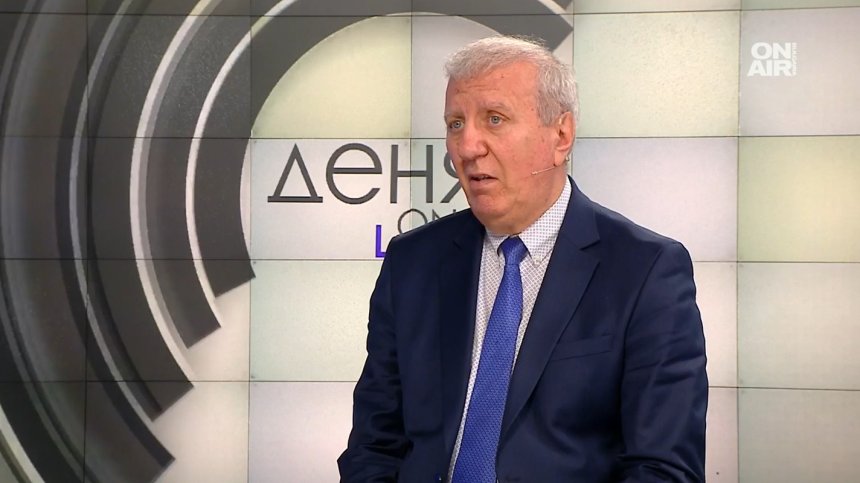 Томов: Китай влиза в играта с Русия, големият губещ ще е Европа
