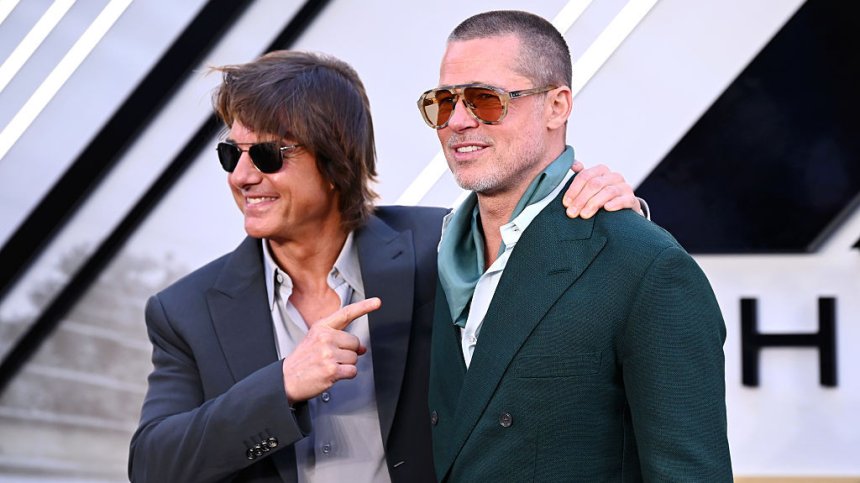 Бремeнна ли е Ана Курникова и имал ли е гей преживяване Брад Пит