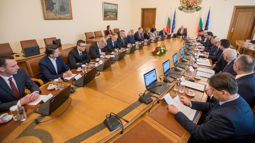 Привидна подкрепа за Бюджет 2025, но от ПП-ДБ чакат обещаното да стане факт