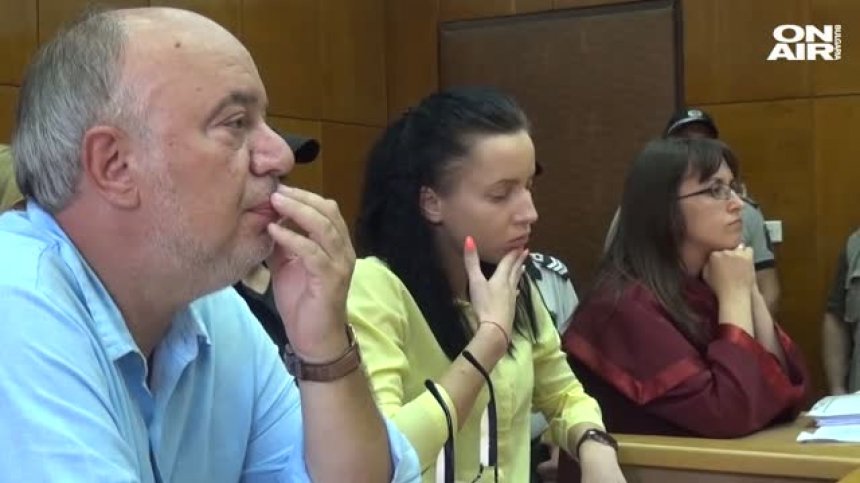 Съдът реши: Мелачката на коли от Пловдив остава в ареста