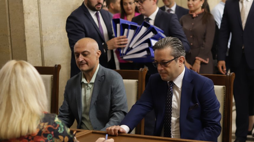 ГЕРБ се регистрира с 9999 подписа за участие в местните избори