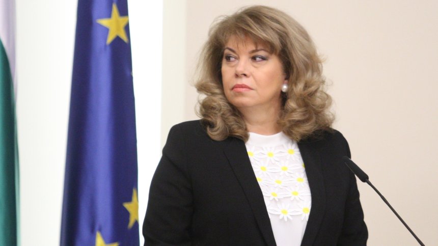 От събора на Бузлуджа: Илияна Йотова е възможна номинация на БСП за президент