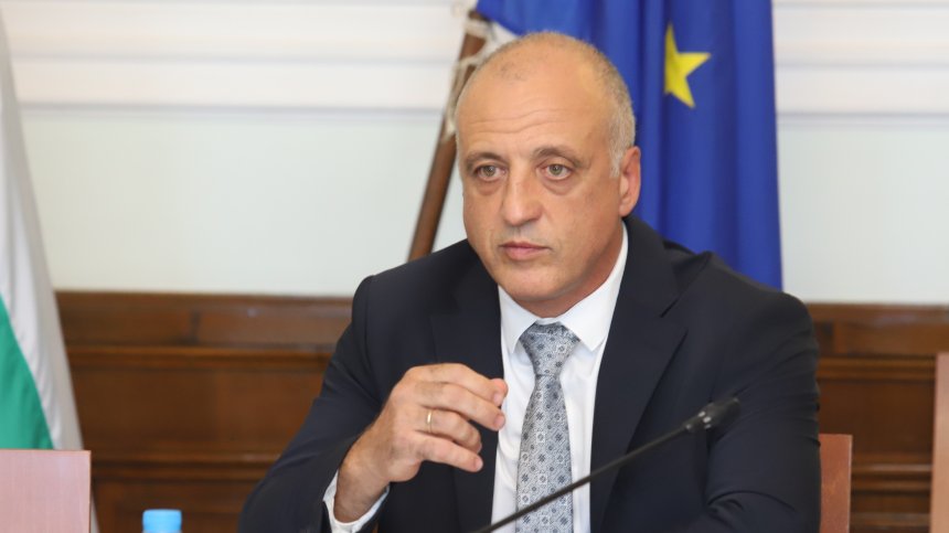 Махат шефа на НСО, защото дал на прокуратурата записи от входовете на МС