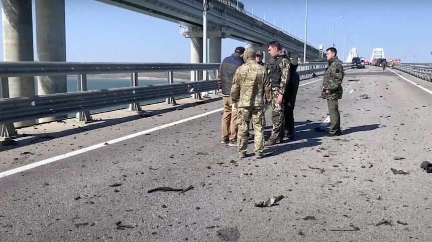 Съобщиха колко са жертвите при взрива на Кримския мост