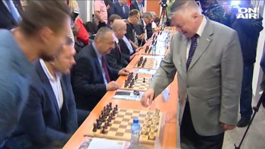 Звезден турнир по шахмат във ВСС