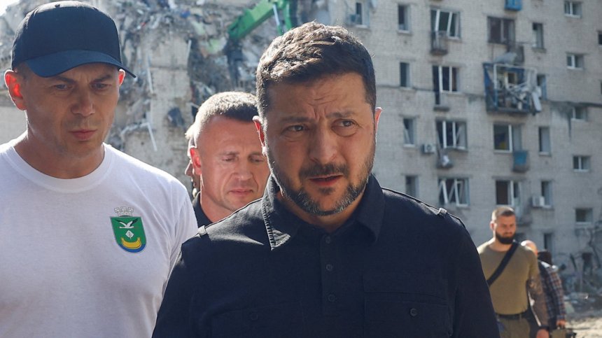 Зеленски: Украйна ще отговори на Русия за атаката срещу Киев