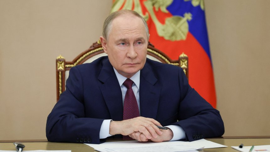 Владимир Путин: Приносът на Сталин не бива да се забравя