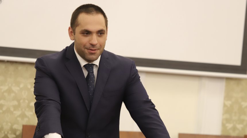 Караниколов: Ако бях финансов министър, щях да съм на мнението на Горанов за ДДС-то