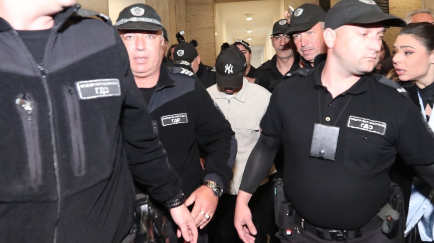 "Самонадеяност, граничеща с безразсъдство": Адриан Антонов остава в ареста