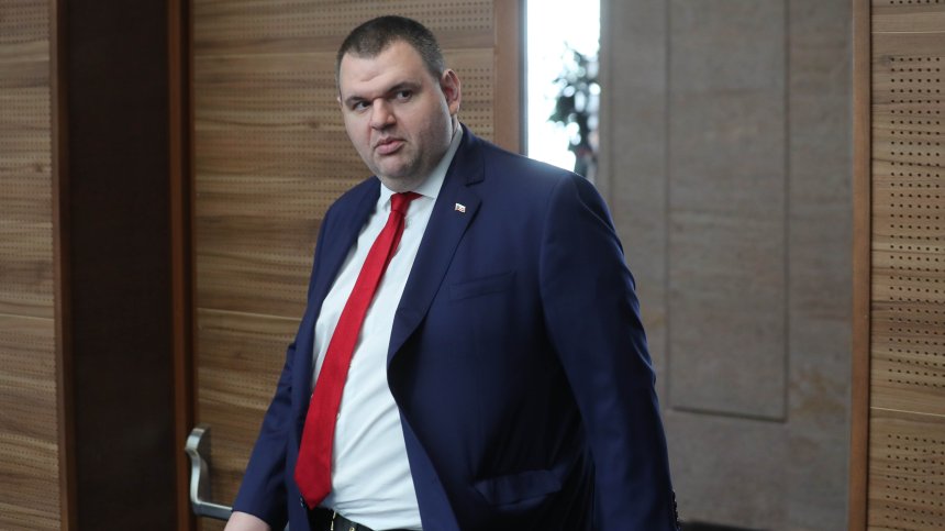 Делян Пеевски: Борисов да нареди на Желязков да приключи темата с водата