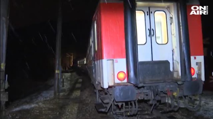 Влак помете лека кола и уби 53-годишна жена край Плачковци