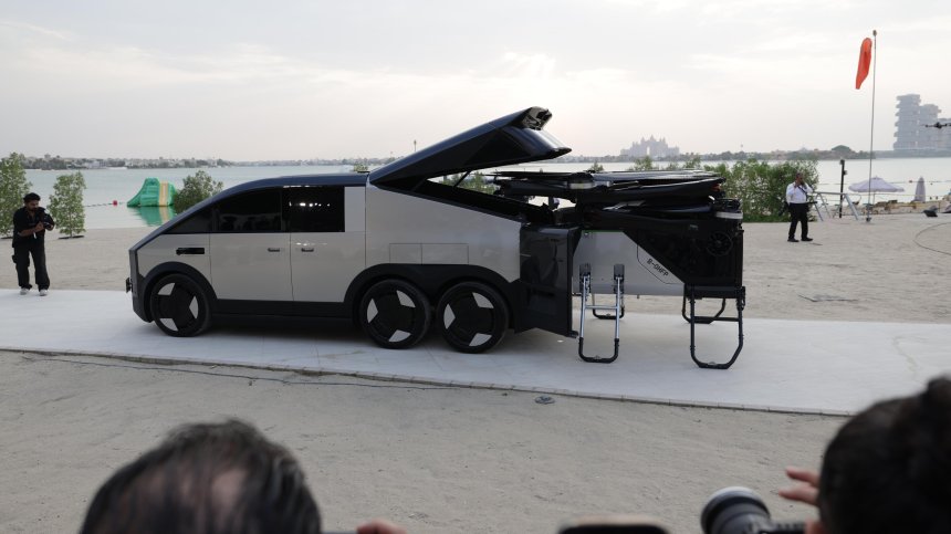 Летящ автомобил от Китай вече приема предварителни поръчки