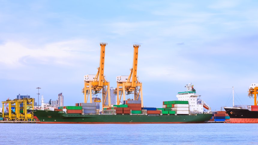 Митата на Доналд Тръмп тласкат износа на Китай към Африка