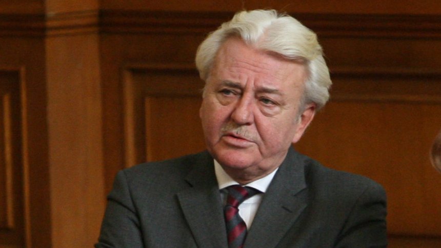 Асен Агов за коронавируса: Китай дезинформира Европа и Америка