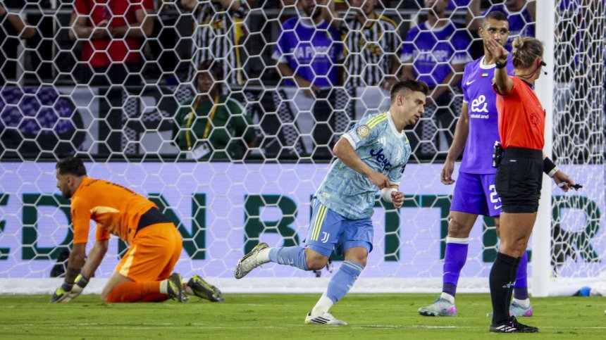 "Ювентус" отнесе "Ал Аин" с 5:0 в мач от Световното клубно първенство