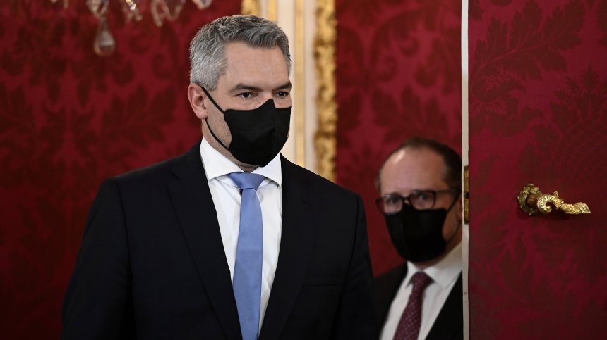 Новият канцлер на Австрия и неговото правителство положиха клетва