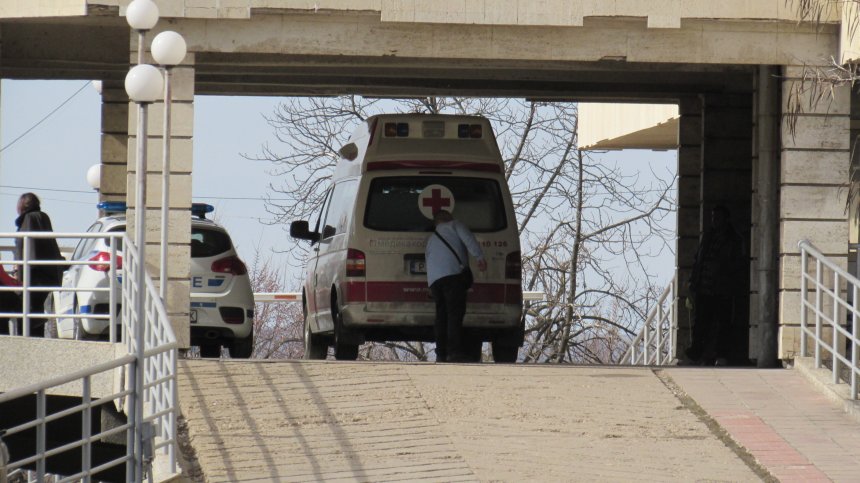 Без промяна е състоянието на пребития директор на полицията в Русе