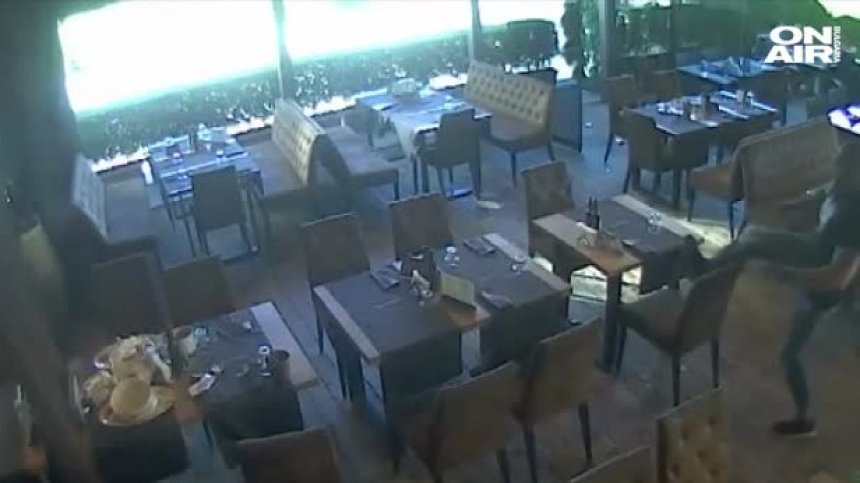 Четирима арестувани за потрошеното заведение в София (видео)