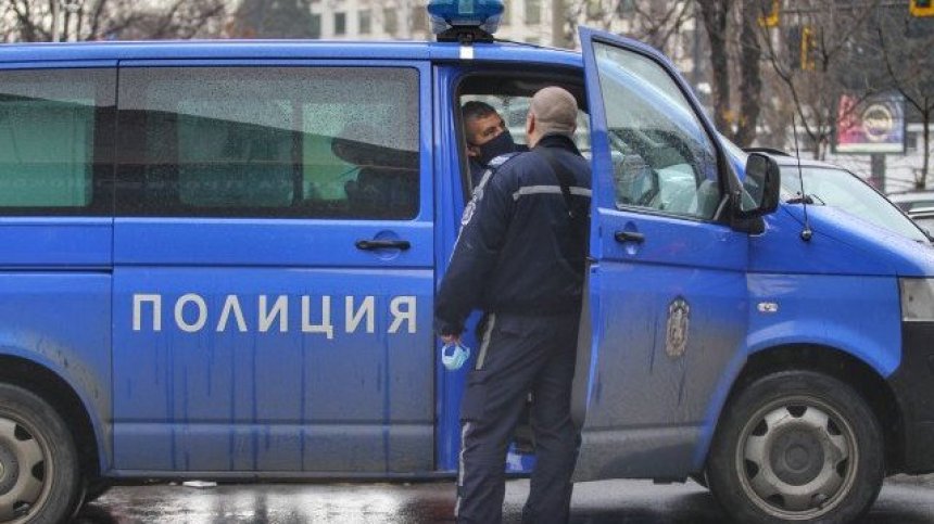 Спипаха 22-годишен трафикант на сирийци край Пловдив