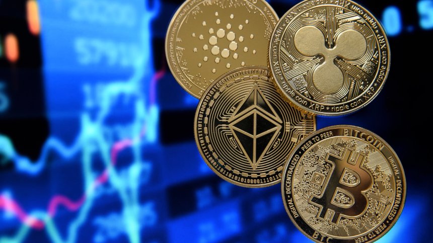 5 месеца по-късно биткойнът достигна близо 57 000 долара