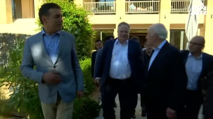 Задава се компромис за името на Македония