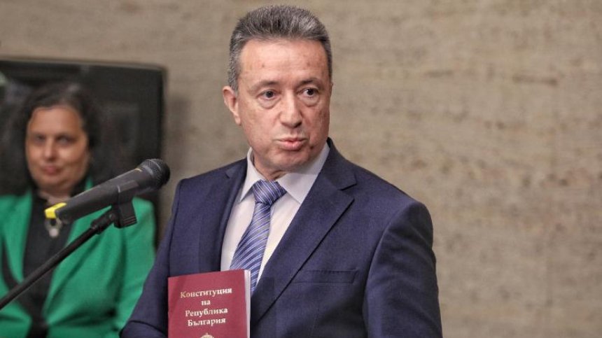 Янаки Стоилов след Pandora: Проблем е, че големите пари управляват голямата политика