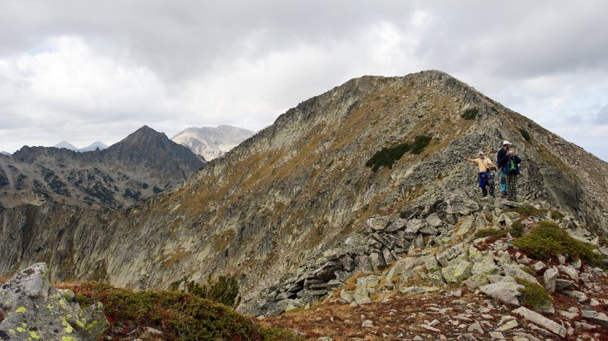 Жена падна и се рани тежко в Пирин, хеликоптер я транспортира до Банско