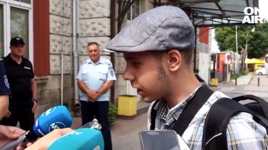 Фалстарт на разселването от Варна - чакаха 200 за влака, качиха се 5-ма