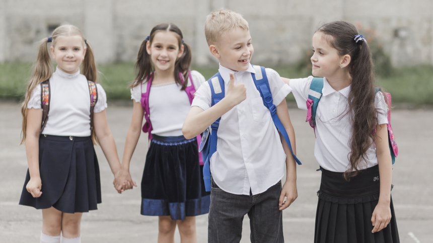 Раница за 200 лв.? Родителите броят стотици за новата учебна година (ВИДЕО)