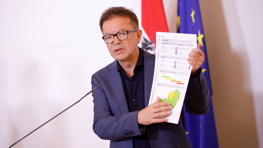 Австрийският здравен министър подаде оставка заради влошено здраве