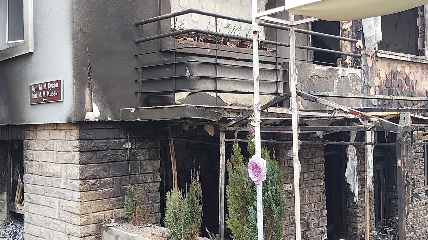 Заведение и триетажна сграда в Стара Загора горяха, има евакуирани