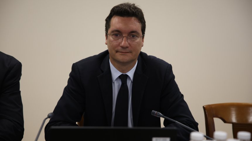Зарков: Дали отлагането на новия законов механизъм застрашава важни държавни интереси?