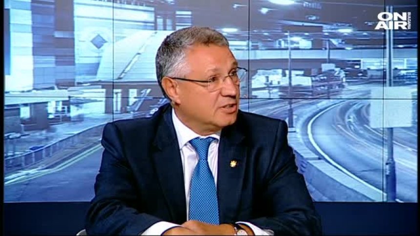 Изтребителят Ф-16 е много добро решение за България, смята военен